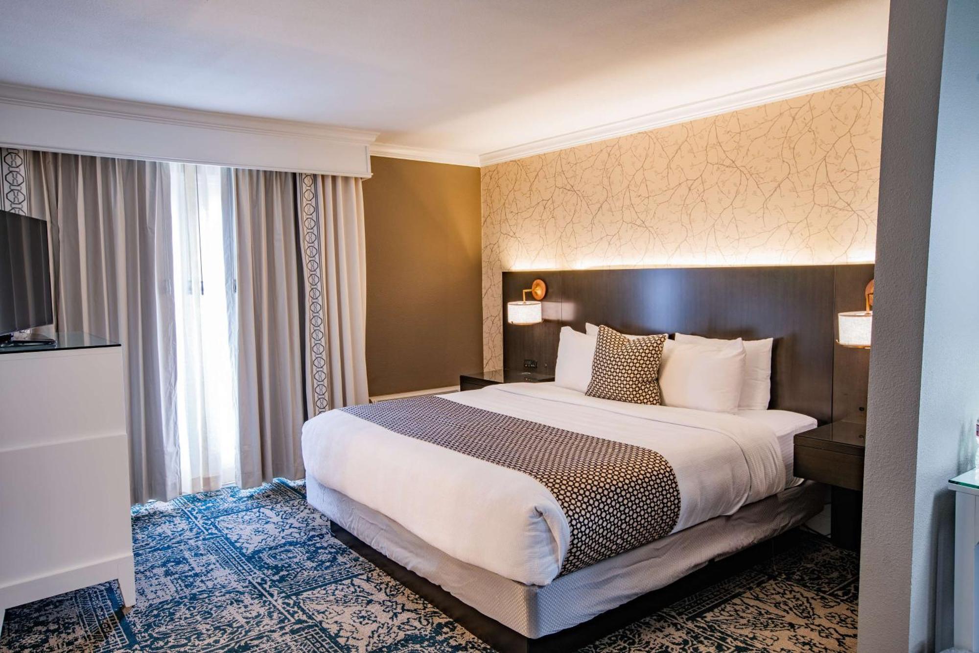 Wellness King Room
