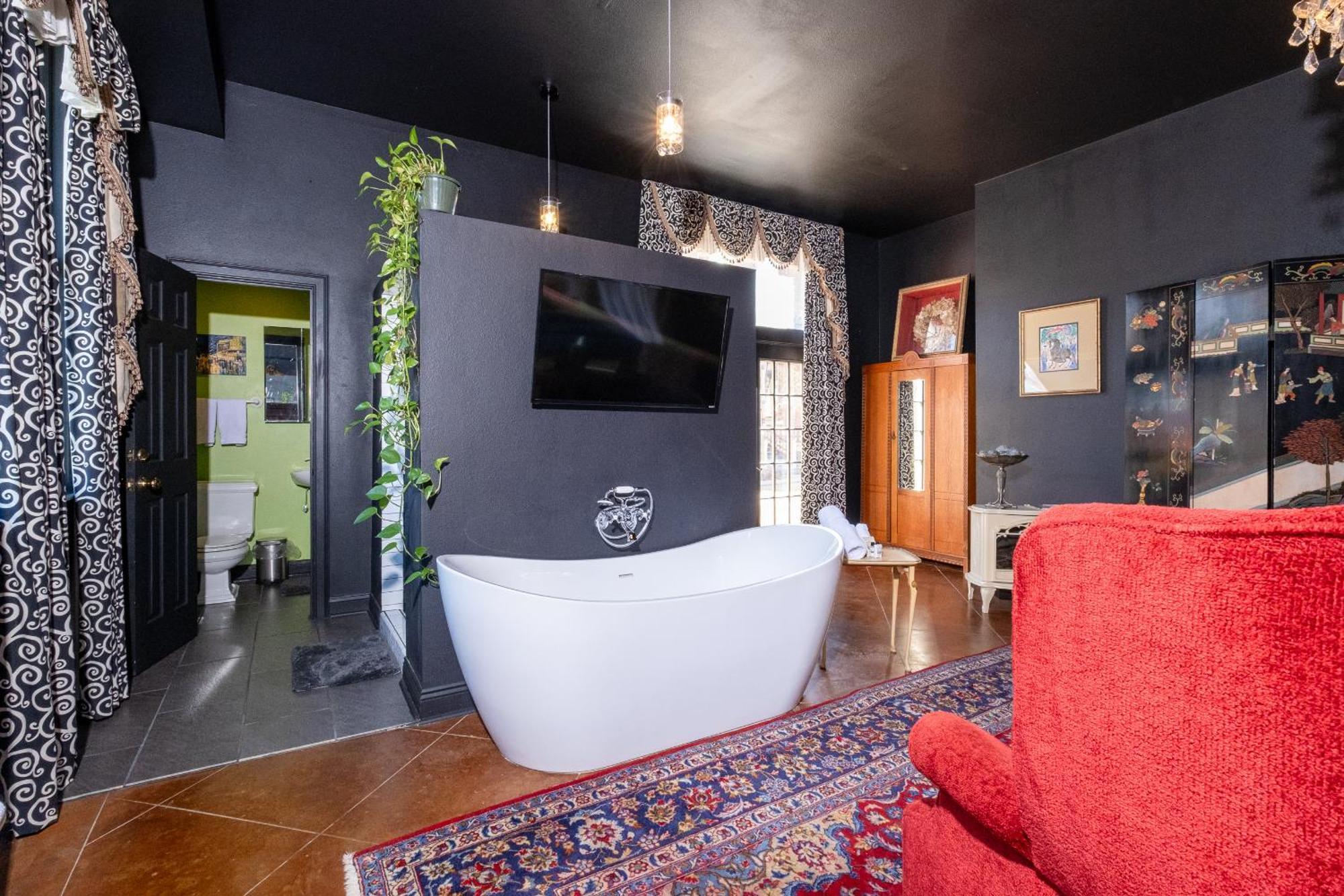 King Suite